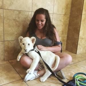 Meet your Posher, Samantha